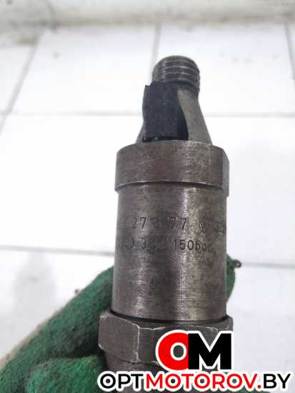 Форсунка топливная  Volkswagen Passat B3 1993 028130201B #2