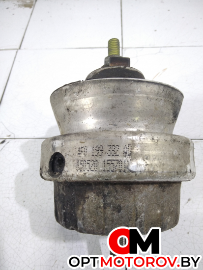 Подушка крепления двигателя  Audi A6 4F/C6 2006 4F0199382 #2