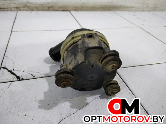Насос антифриза дополнительный  Volkswagen Passat B6 2009 03L965561A #2