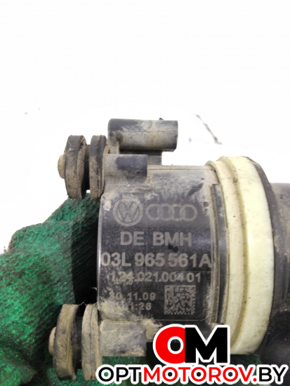 Насос антифриза дополнительный  Volkswagen Passat B6 2009 03L965561A #3