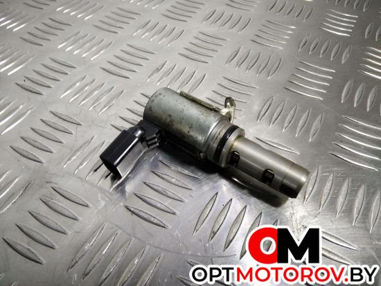 Клапан фазорегулятора  Volkswagen Golf 6 поколение 2009 03C906455A #1