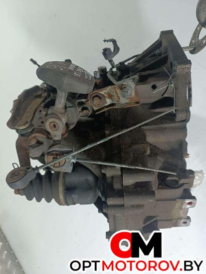 КПП механическая (МКПП)  Toyota Avensis 2 поколение (T250) 2005 P050918306 #3