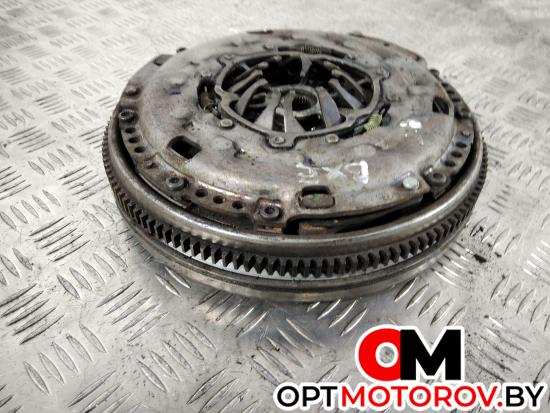 Комплект сцепления  Volkswagen Passat B6 2005 323064110, 123042610, 415025010 #1
