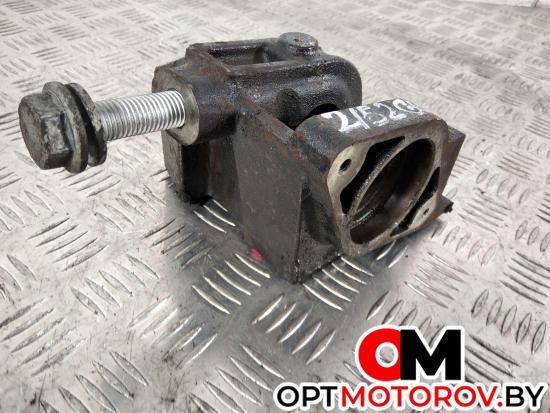 Кронштейн полуоси  Renault Trafic 2 поколение 2005 8200049238H #7