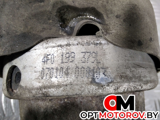 Подушка крепления двигателя  Audi A6 4F/C6 2004 4F0199379L #2