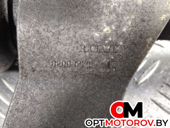 Кронштейн полуоси  Renault Megane 2 поколение [рестайлинг] 2008 8200371715 #3