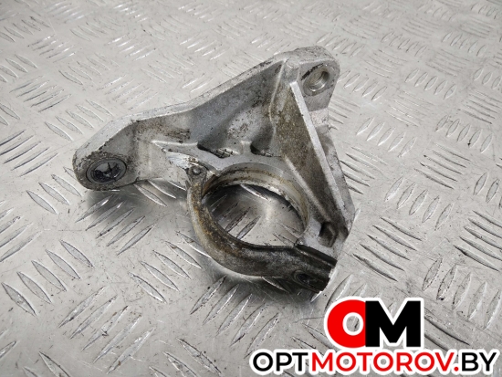 Кронштейн полуоси  Renault Clio 3 поколение 2006 8200371715 #3