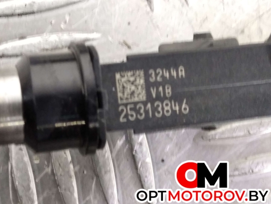 Форсунка топливная  Opel Astra G 2003 25313846 #2