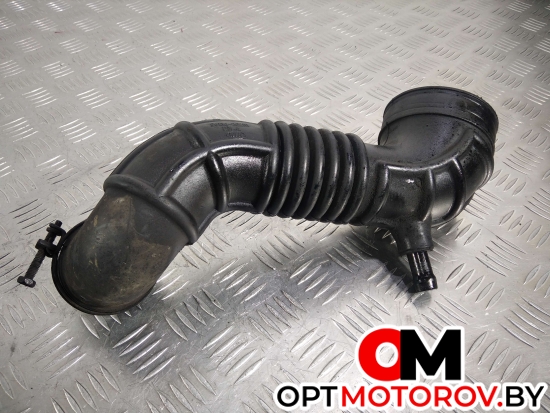 Патрубок воздушного фильтра  Kia Sorento 1 поколение 2004 281303E210 #1