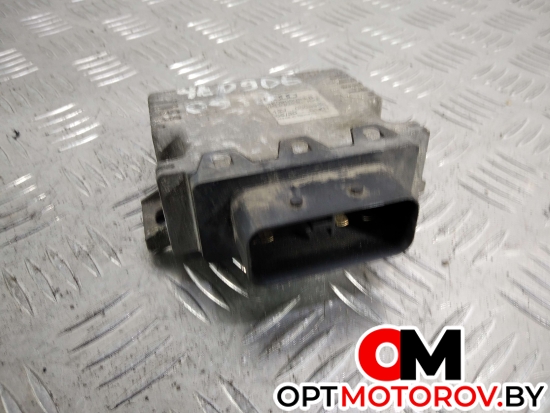 Блок управления топливным насосом  Audi A8 D3/4E [рестайлинг] 2006 4E0906093B #1