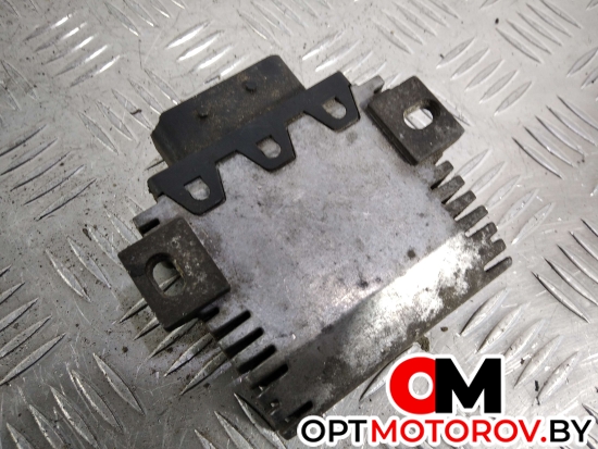 Блок управления топливным насосом  Audi A8 D3/4E [рестайлинг] 2006 4E0906093B #3
