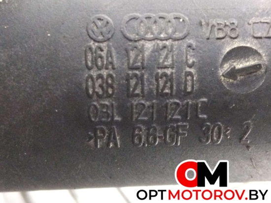 Корпус термостата  Volkswagen Golf 5 поколение 2006 038121121D #2