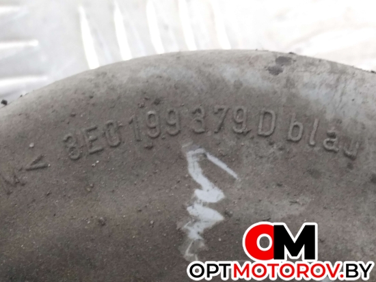 Подушка крепления двигателя  Audi A6 4B/C5 [рестайлинг] 2001 8E0199379D #2