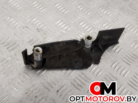 Защита (кожух) ремня ГРМ  Audi A4 B7 2006 038103079A #8