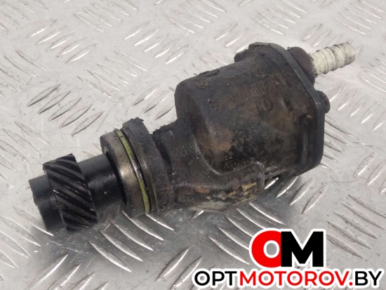 Вакуумный насос  Volkswagen Passat B4 1996 028207A #1