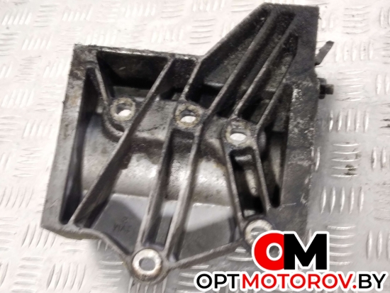 Кронштейн полуоси  Land Rover Range Rover Evoque L538 2011 6G9N4H473CC #5