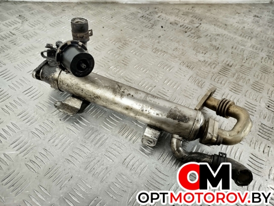 Кронштейн генератора  Volkswagen Passat B6 2008 03L131512B #3