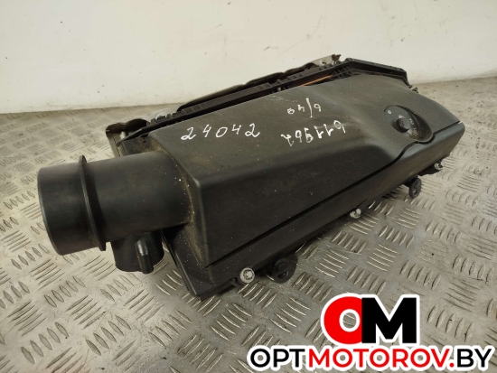 Корпус воздушногo фильтра  Mercedes-Benz C-Класс W203/S203/CL203 2002 A6110901601, A6110902301 #1