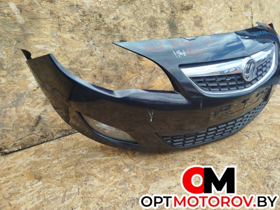 Бампер передний  Opel Astra J 2011  #3