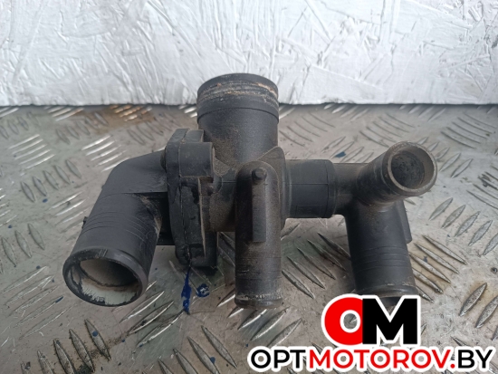 Корпус термостата  Ford Transit 7 поколение 2007 1C1Q8594BA, 6C1Q8A586AC, 6C1Q8K478AC #3