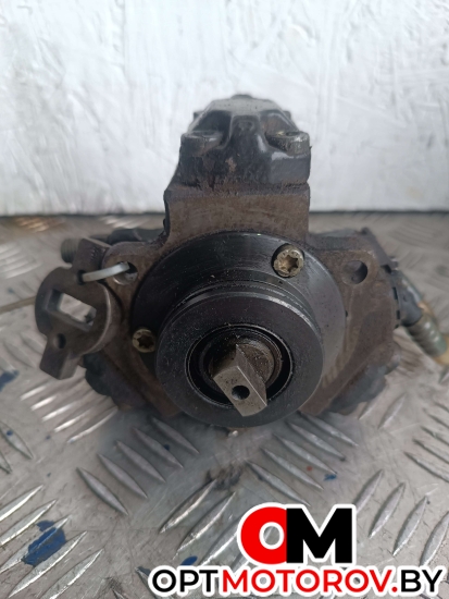 Насос ТНВД  Mercedes-Benz C-Класс W203/S203/CL203 2002 A6110700501, 0445010008 #1
