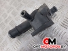 Фланец (тройник) системы охлаждения  Volkswagen Golf 5 поколение 2006 038121132D #4